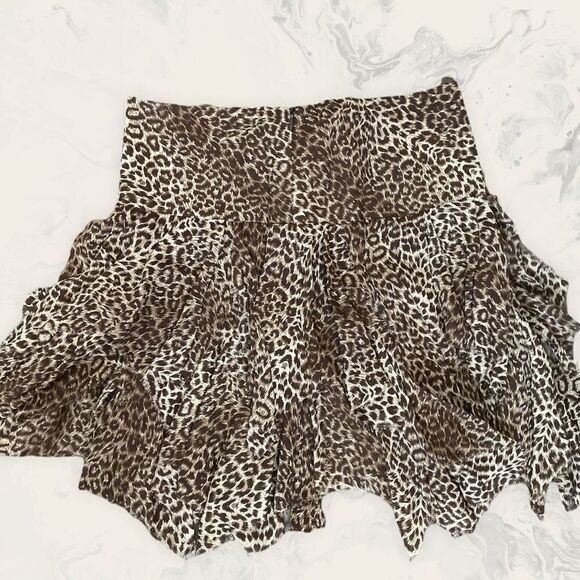Firenzii Mini Leioard Print Skirt -Size Small - Leopard Print - Picture 1 of 3